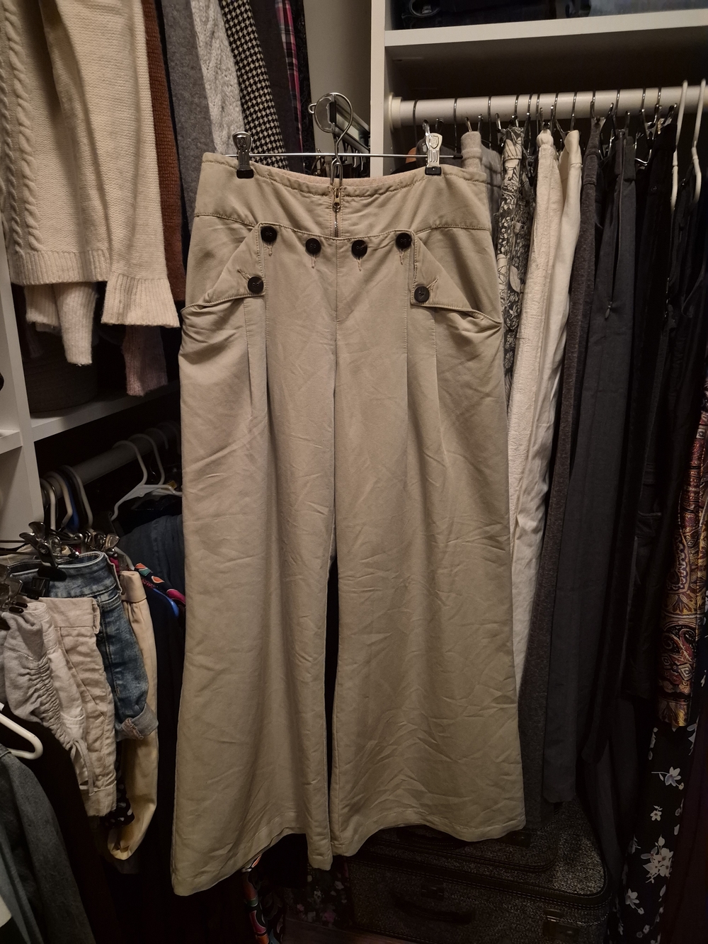 elevenses Sailor Style Beige Wide-Leg High-Waist Pants with Button Detail